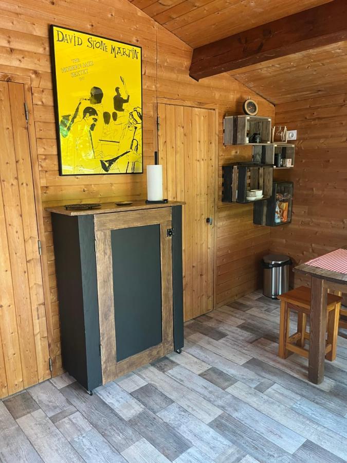 Les Petits Chalets De Dudu La Voulte-sur-Rhone Eksteriør billede