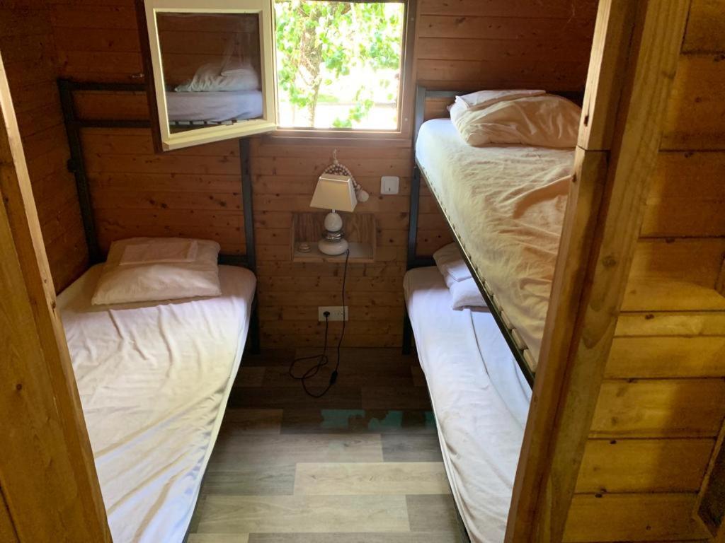 Les Petits Chalets De Dudu La Voulte-sur-Rhone Værelse billede